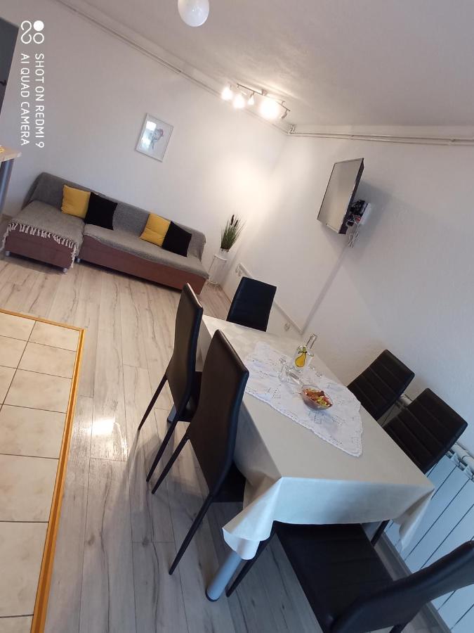 Apartment Lika Gospić Exteriör bild